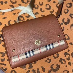 Burberry Leather&Vintage Check Note Crossbody Bag